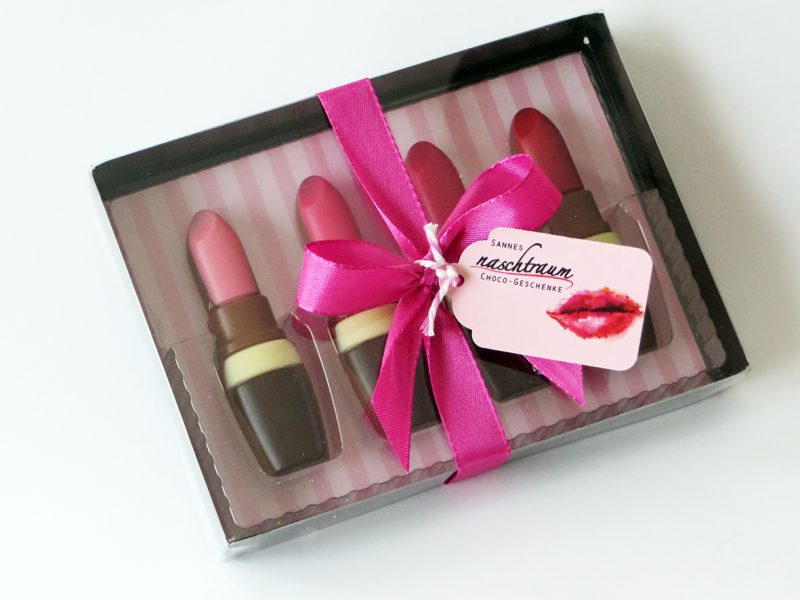 Lippenstifte aus Edelvollmilch Schokolade