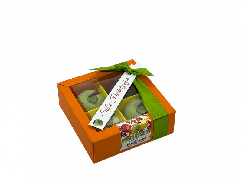 4 süße Äpfel aus gefüllter Schokolade in Geschenkbox
